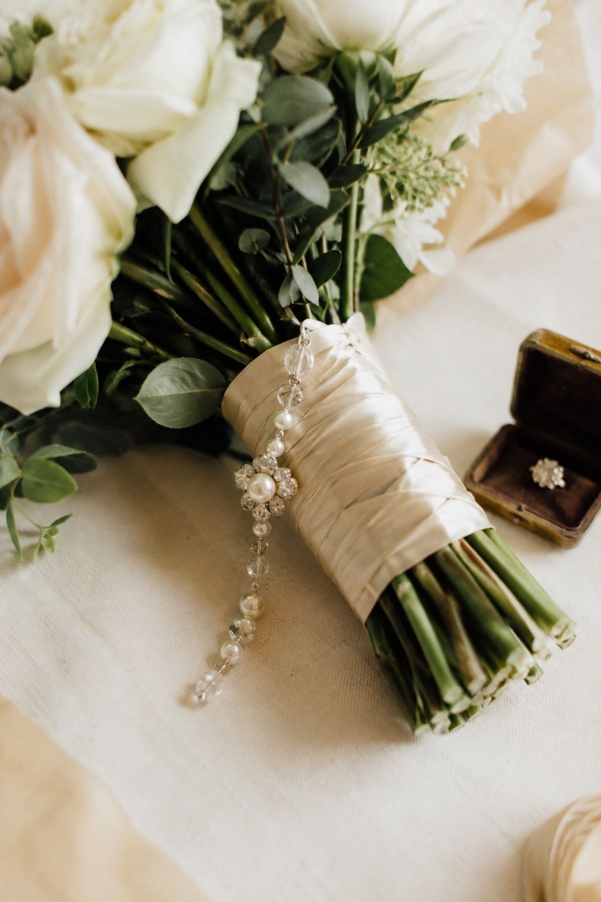 Bouquet accented with beads from family jewellery
