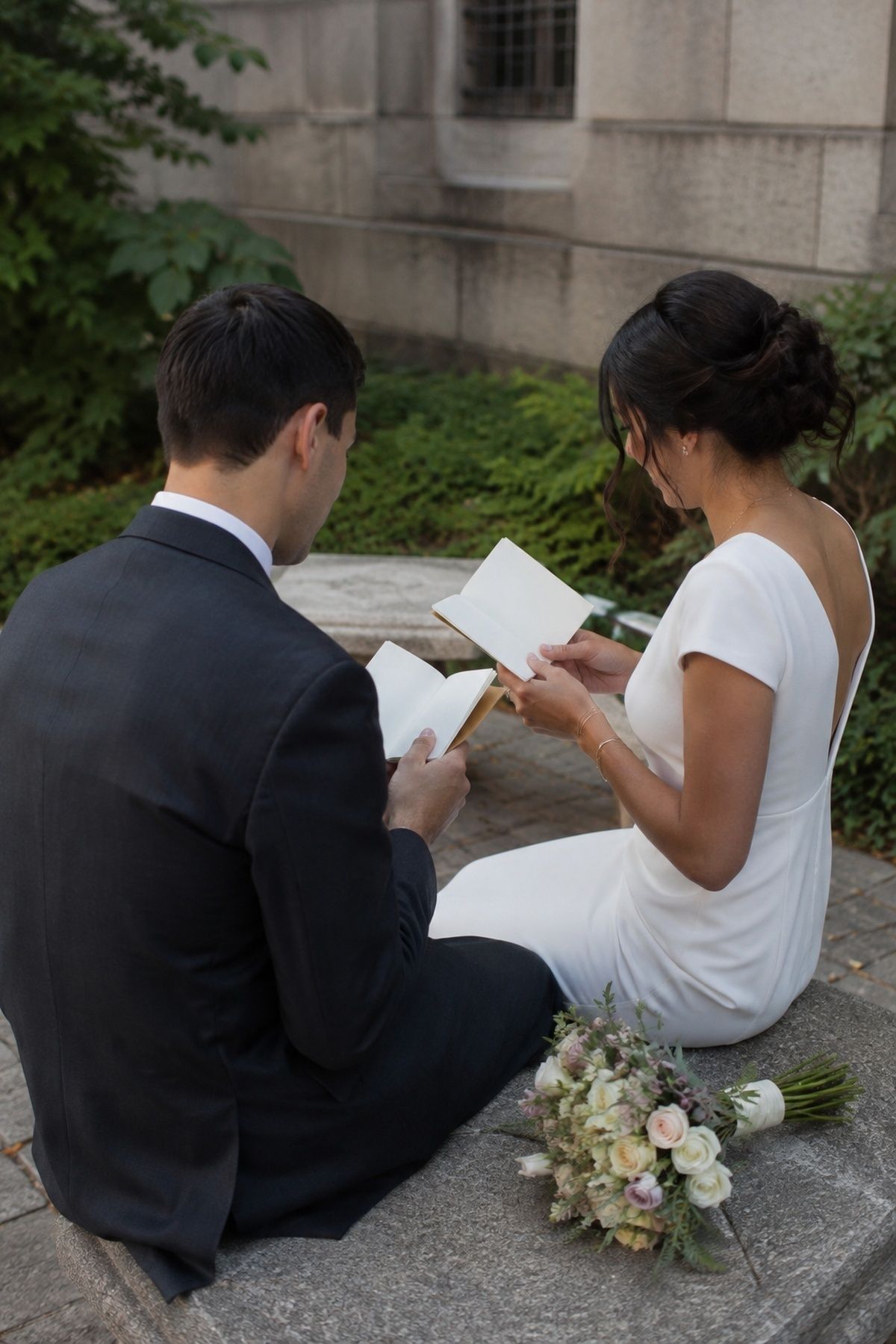 Personal touches at a courthouse ceremony