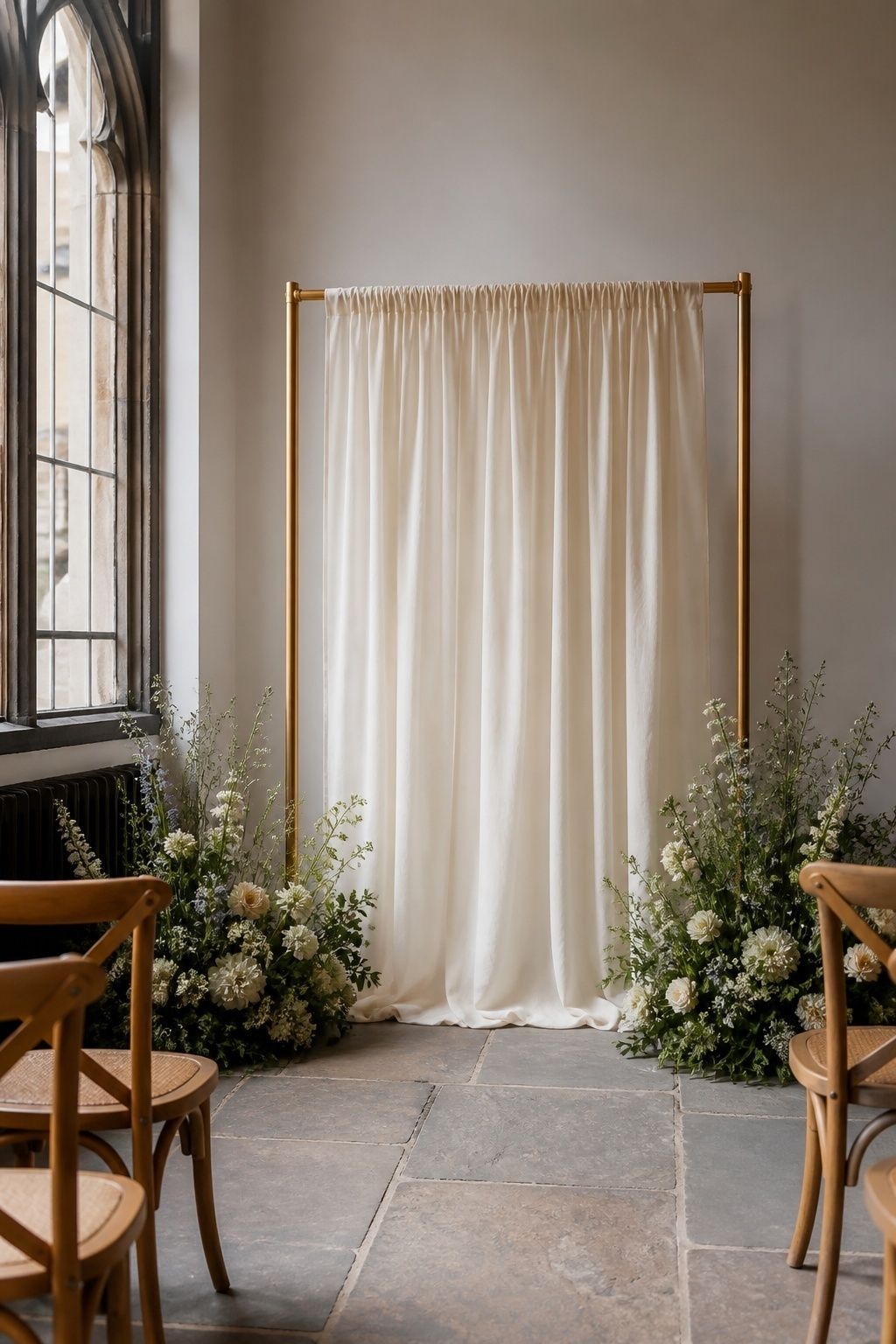 Single soft drapery panel behind the wedding vows