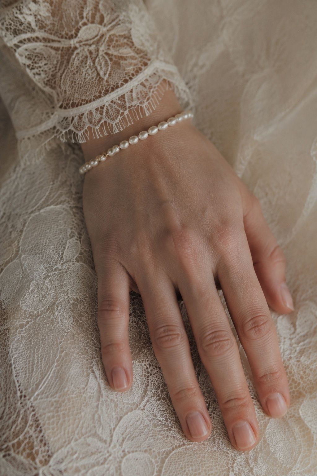 Sheer dusty rose bridal nails