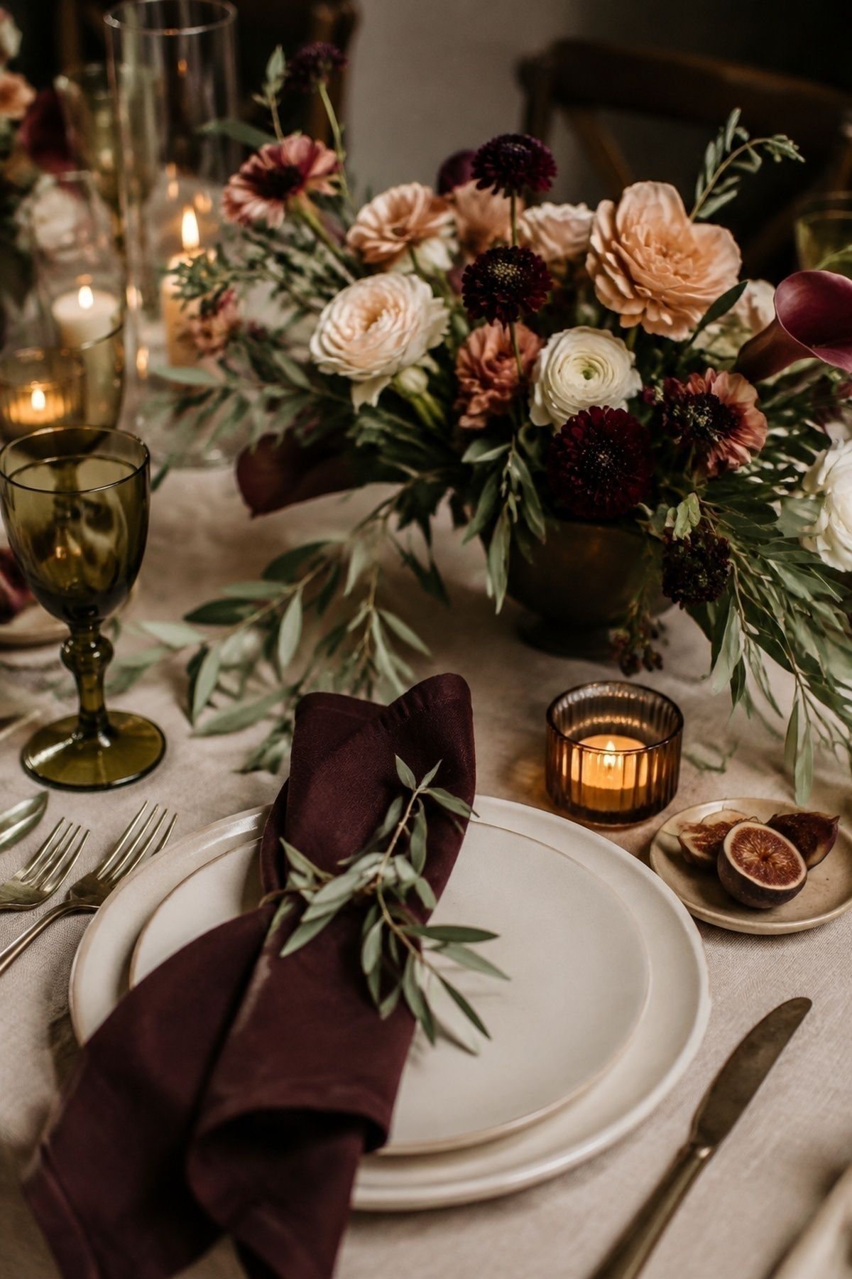 Cozy but restrained autumn wedding color palette