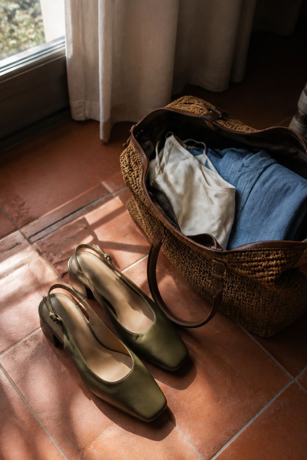 Green wedding shoes rewearable on honeymoon