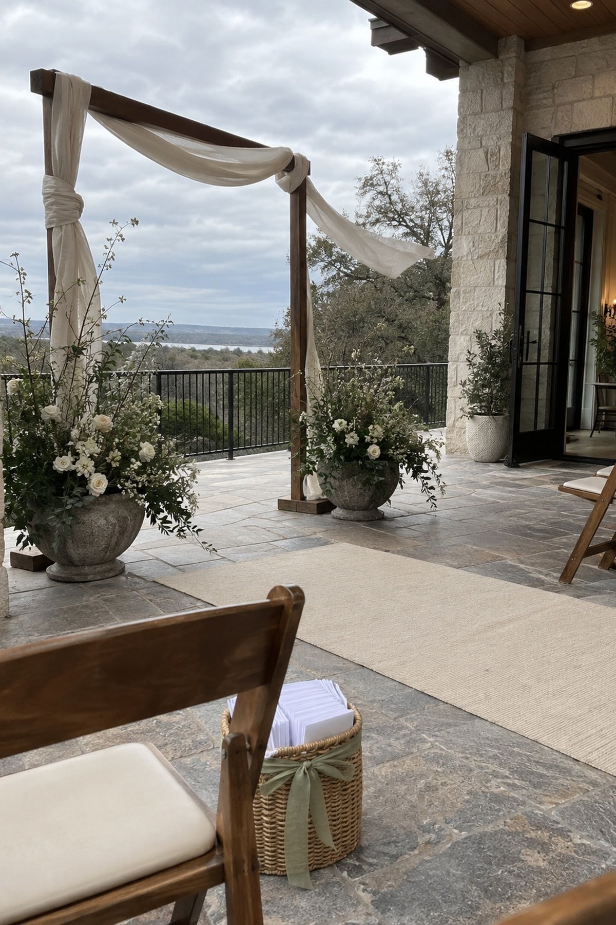 Wind-smart ceremony decor