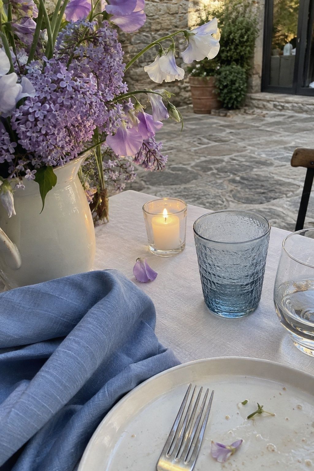 Lavender, blue and soft white palette