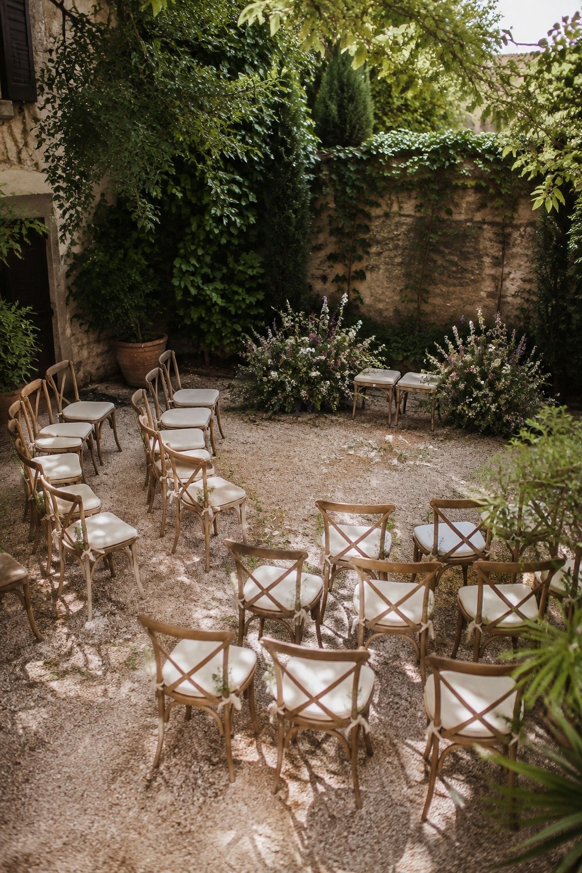 choose a seating layout that makes guests feel included for micro wedding ceremony ideas