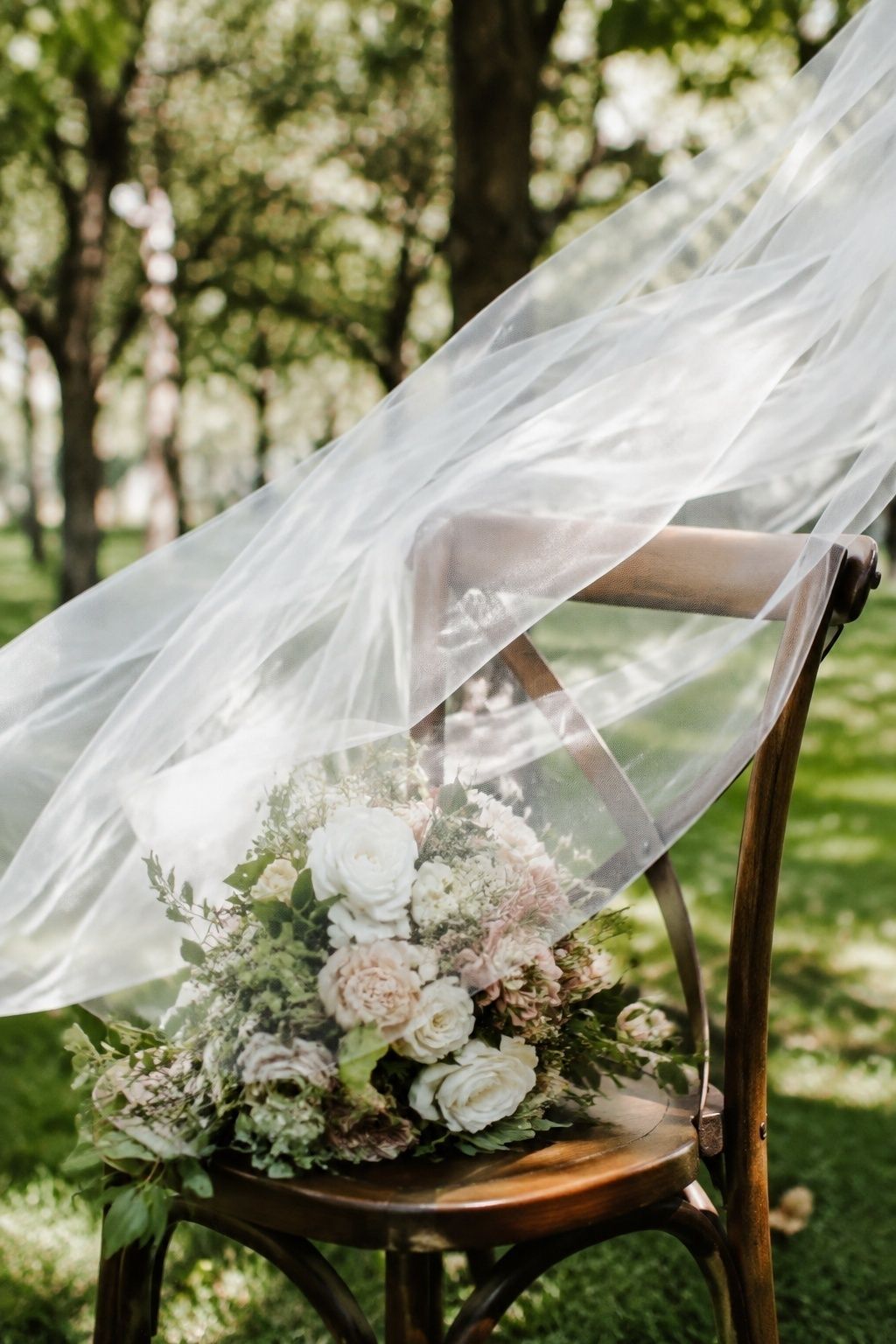 Wedding photos capturing soft movement