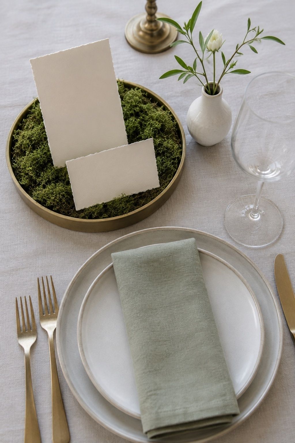Moss table numbers and menus