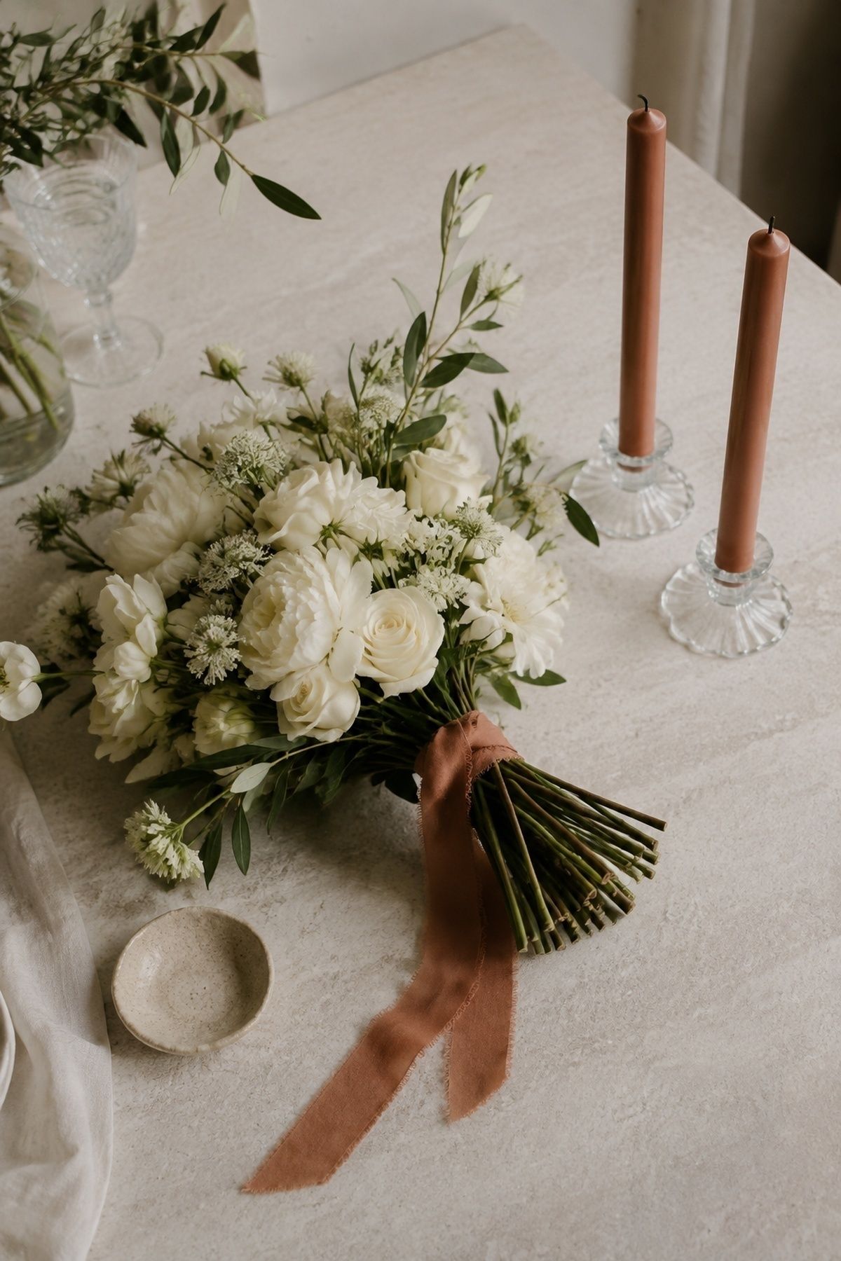 Terracotta leading in one focal area of the decor