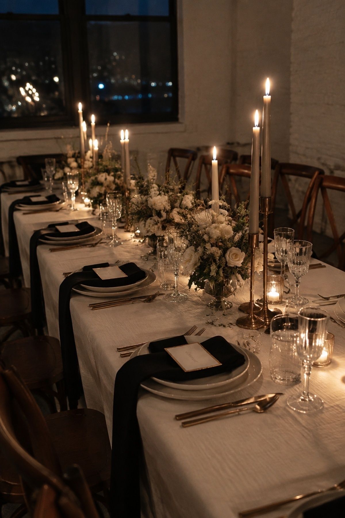 Black, ivory and metallic wedding details