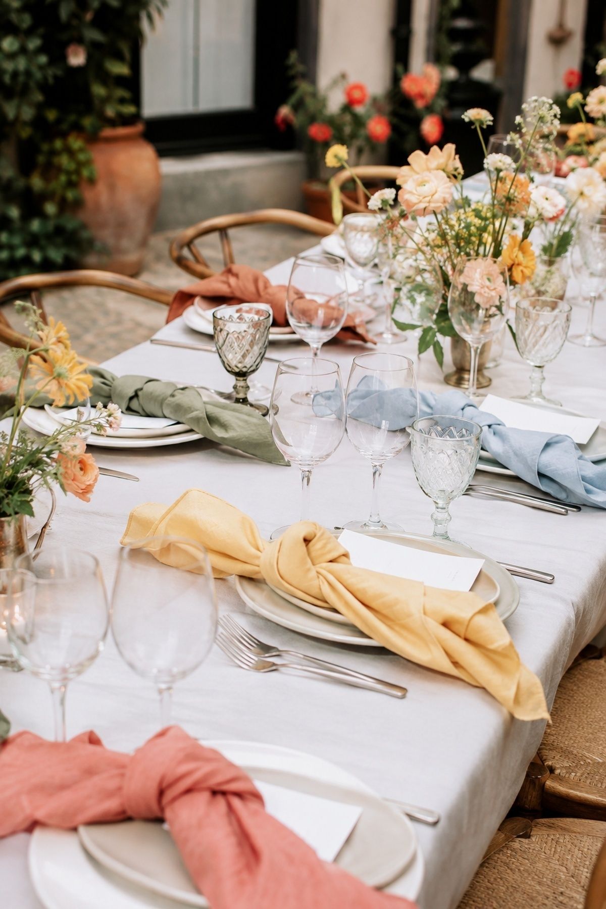 Napkins in a seasonal summer colour