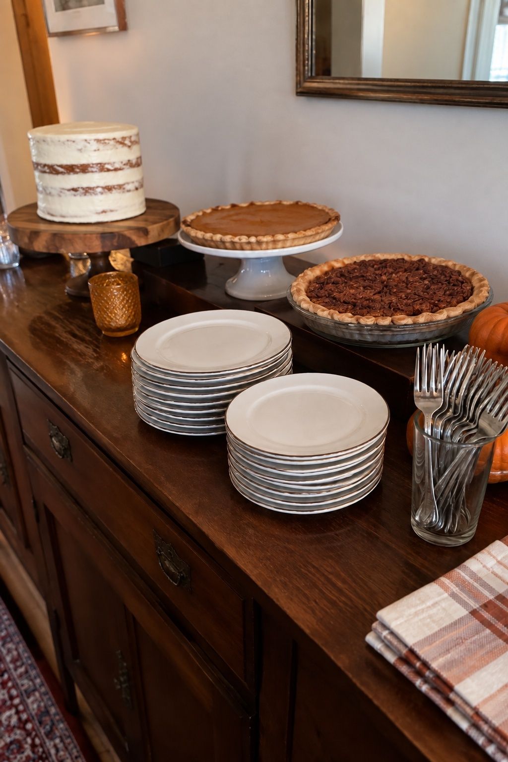 Layered dessert plates for pie and cake