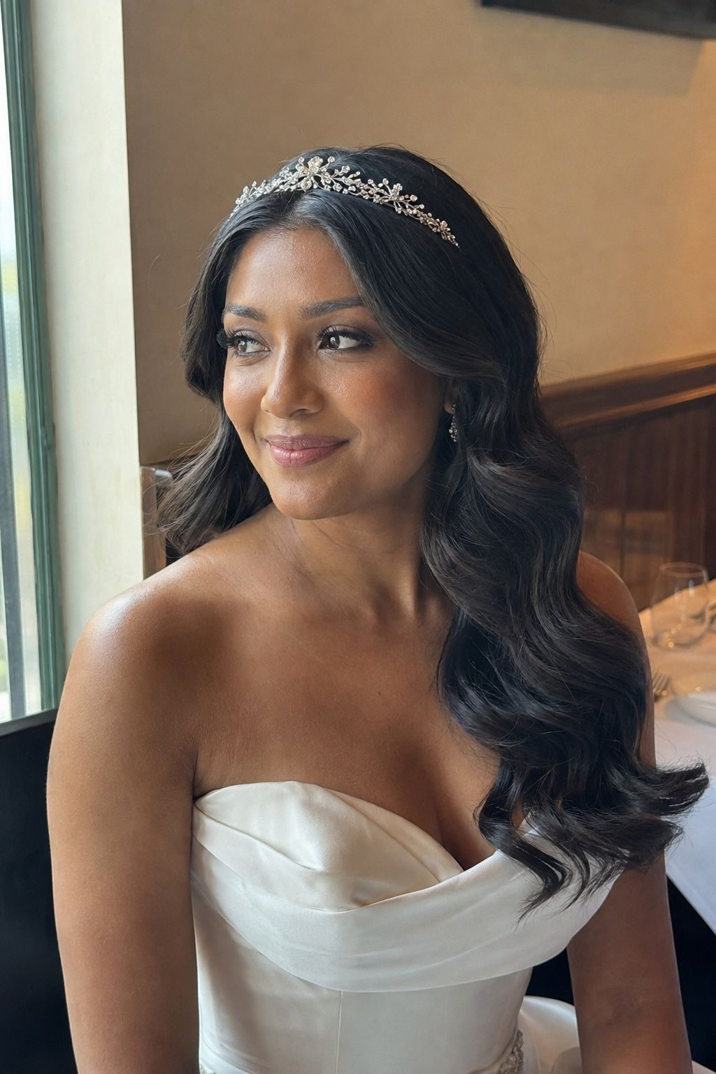 Brushed Hollywood waves with a low tiara